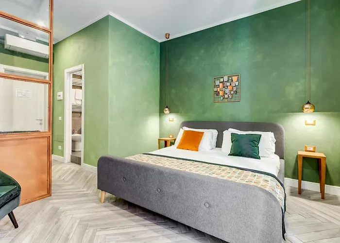 Ripetta Natural Rome